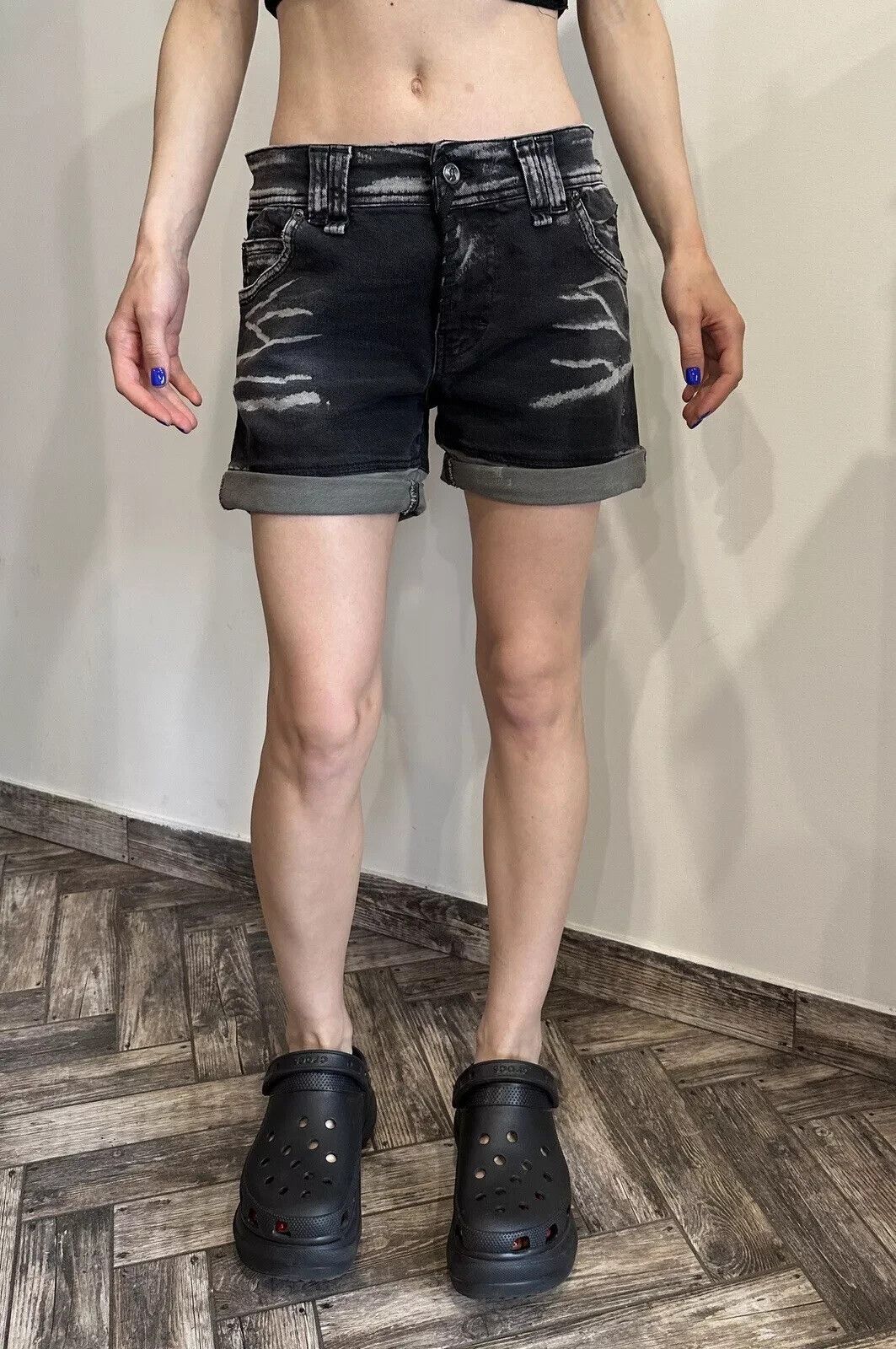 John Galliano John Galliano Denim Women Grey Short Shorts y2k Size 25 39 Size 25" / US 0 / IT 36 - 13 Thumbnail