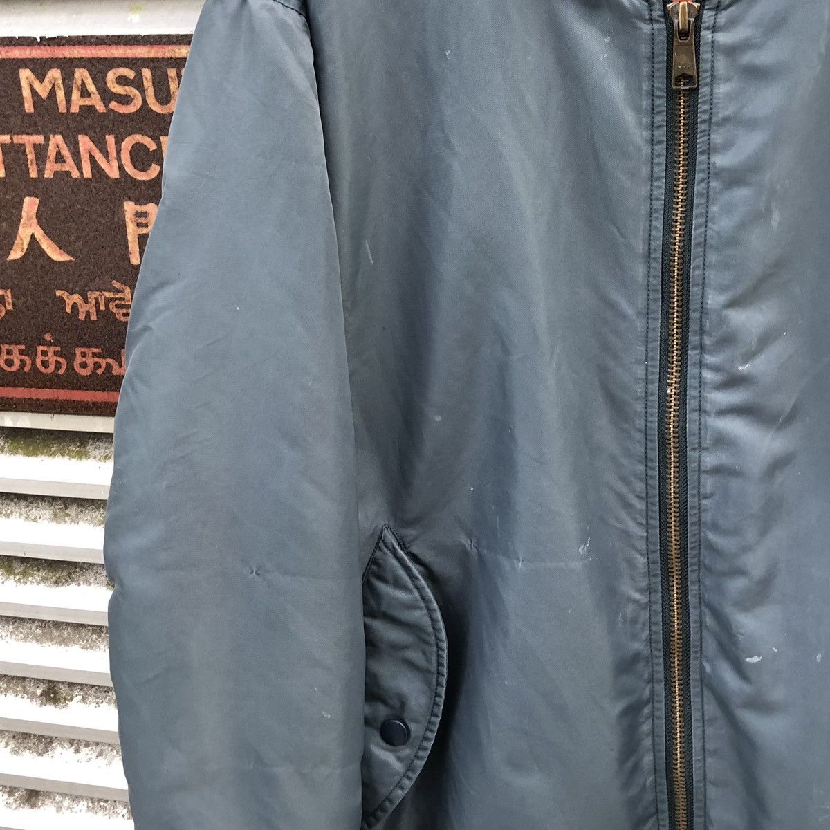 Vintage Vintage Uniqlo Sun Faded Ma-1 Bomber Jacket Size US XL / EU 56 / 4 - 9 Thumbnail