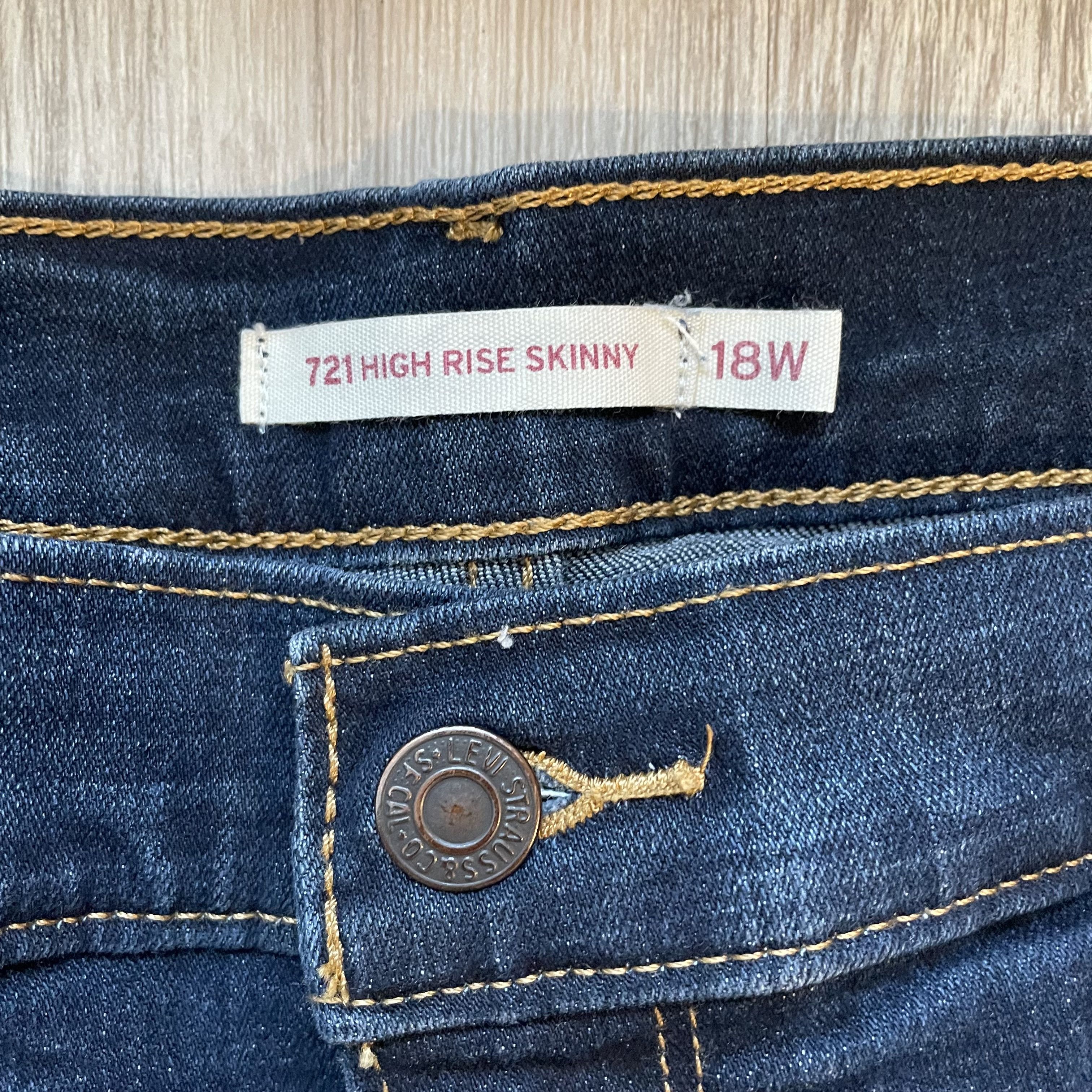 Levi's Levi's 721 High Rise Skinny Jeans Raw Hem Blue 18W Size 40" / US 18 - 3 Thumbnail