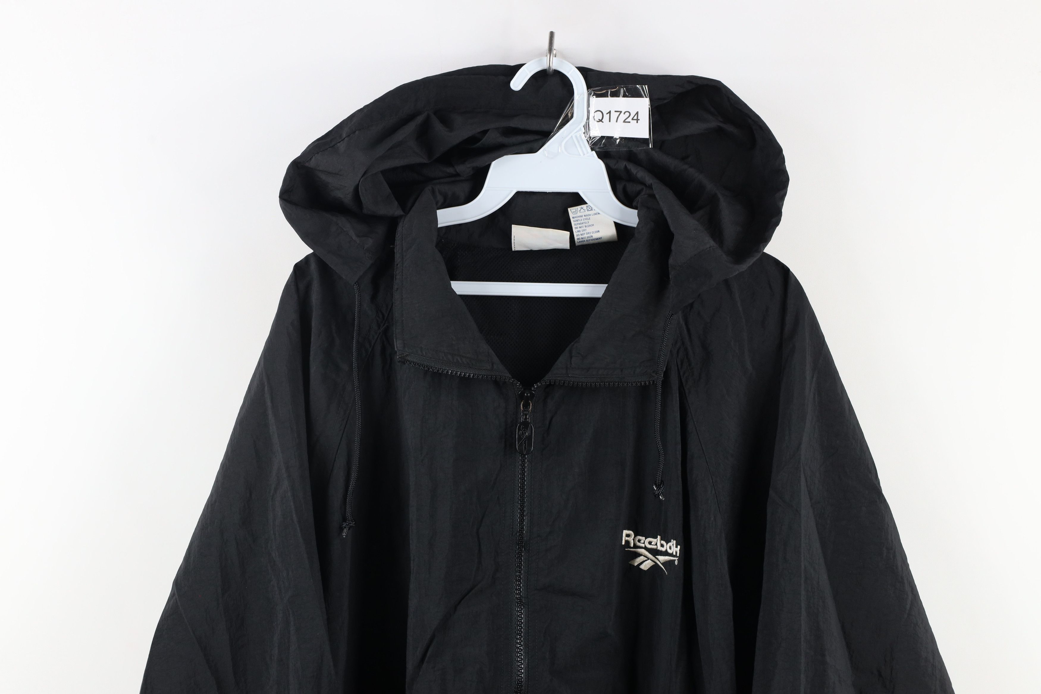Reebok × Vintage Vintage 90s Reebok Spell Out Hooded Windbreaker Jacket Black Size US L / EU 52-54 / 3 - 2 Thumbnail