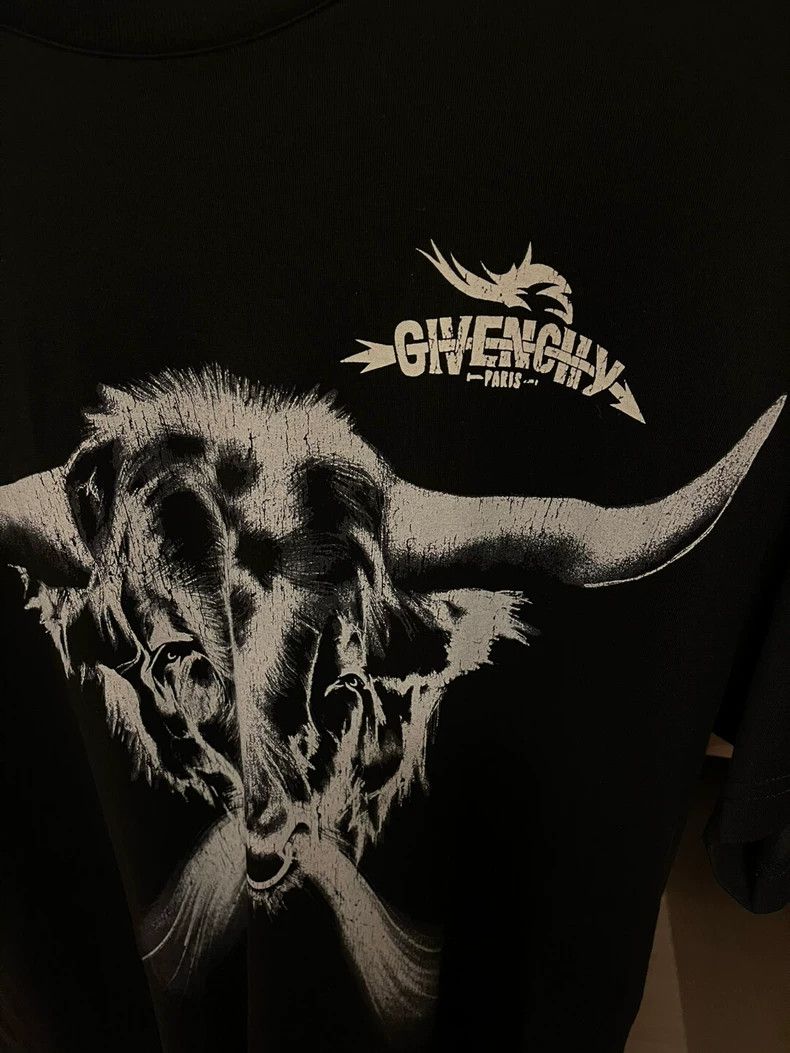 Givenchy Givenchy Men's Black Top Size US S / EU 44-46 / 1 - 2 Thumbnail