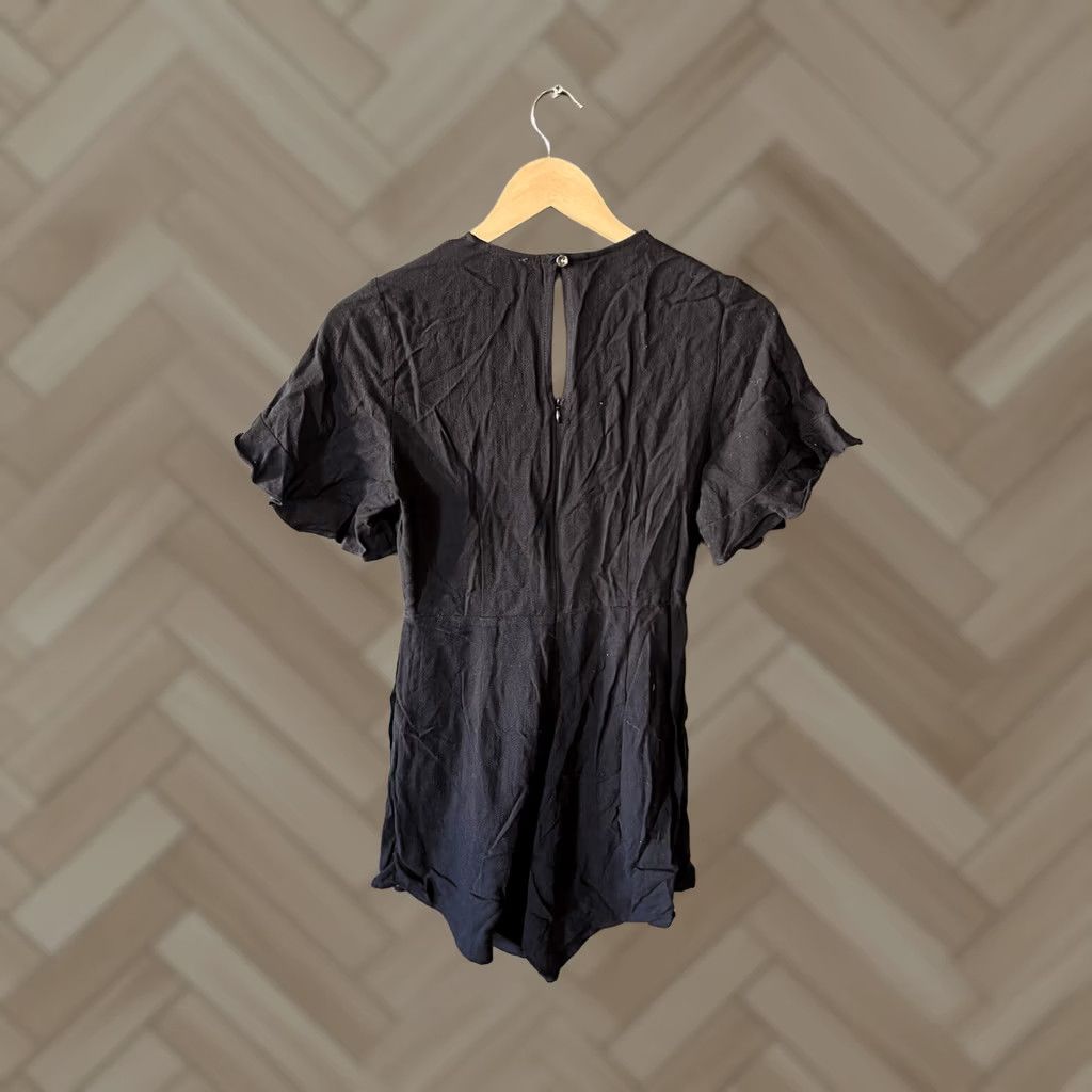 PRINCESS POLLY Princess Polly Womens Black Short Sleeve Romper One Piece Size 4 Size 27" / US 4 / IT 40 - 1 Thumbnail