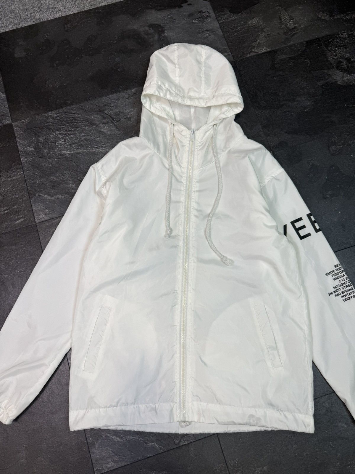Vintage Yeezus Tour 3 Logo Jacket Kanye West Streetwear USA S Rap Size US S / EU 44-46 / 1 - 4 Thumbnail