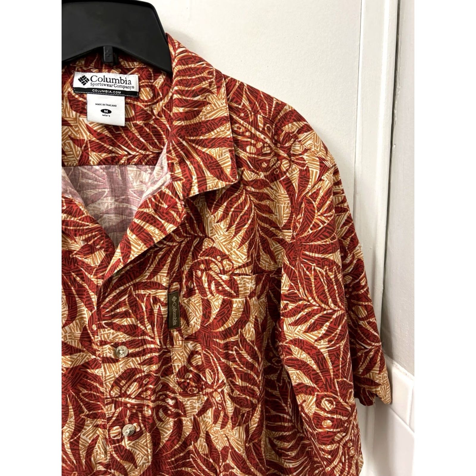 Vintage Columbia Shirt Mens Medium Red Orange Floral Hawaiian Button-Down Short Sleeve Size US M / EU 48-50 / 2 - 4 Thumbnail