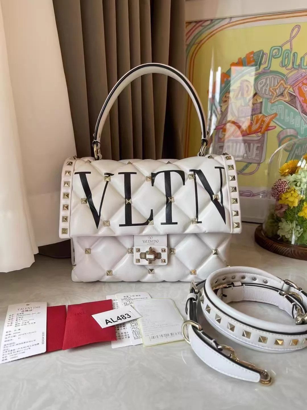 Valentino Valentino White Large Logo Rivet Crossbody 23x18x13 Good Size ONE SIZE - 1 Thumbnail