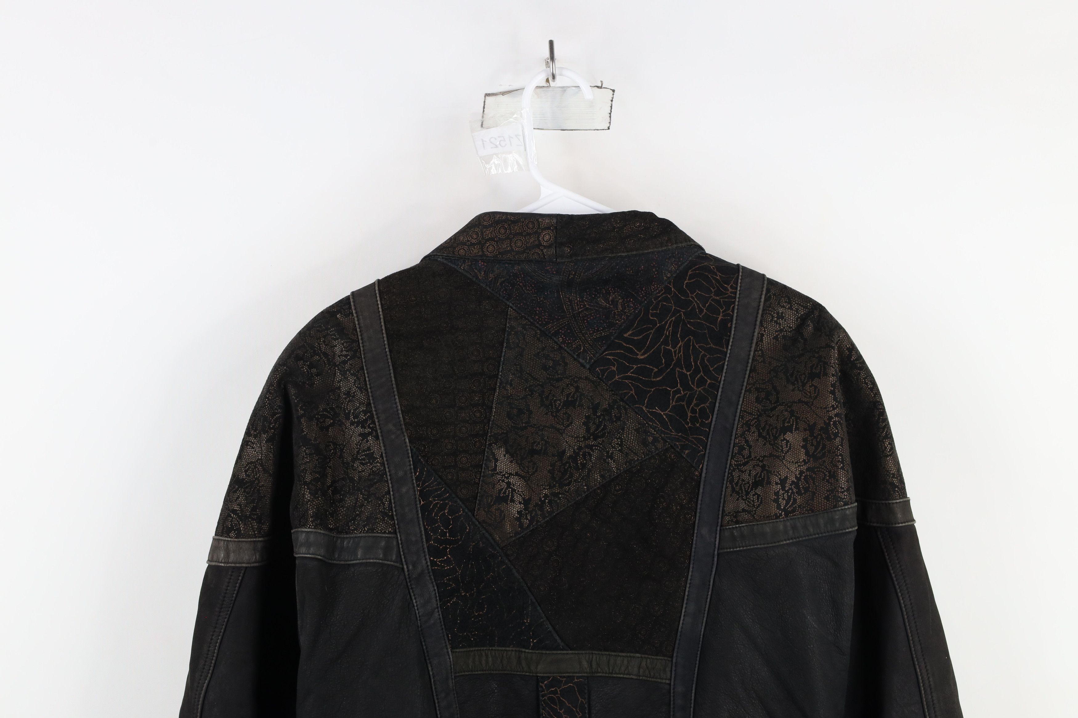 Vintage Vintage 90s Streetwear Paisley Suede Leather Bomber Jacket Size L / US 10 / IT 46 - 14 Thumbnail