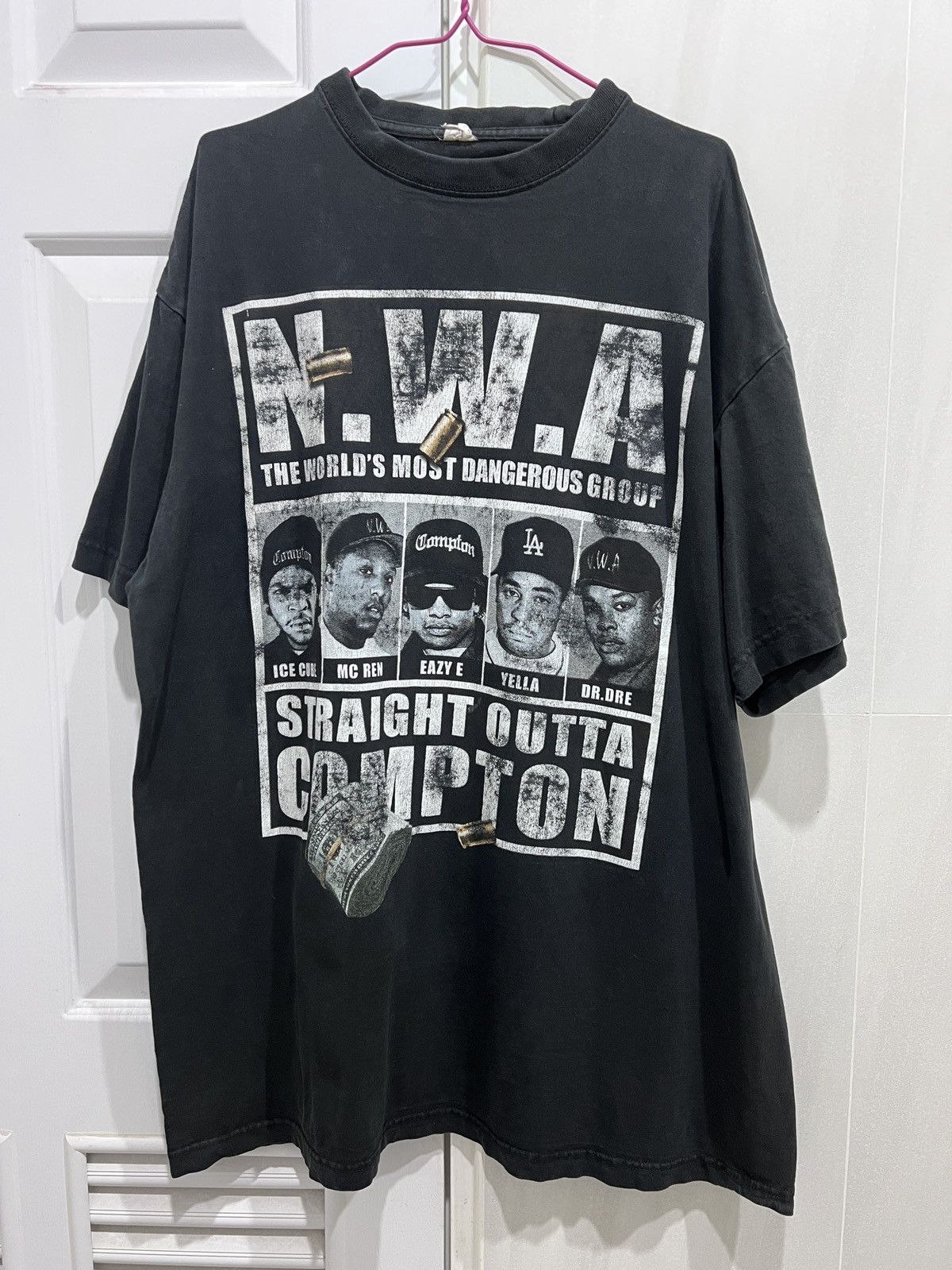 Rap Tees Vintage NWA IceCube MC Ren Eazy-E DJ Yella Dr. Dre FADED 2XL Size US XXL / EU 58 / 5 - 2 Thumbnail