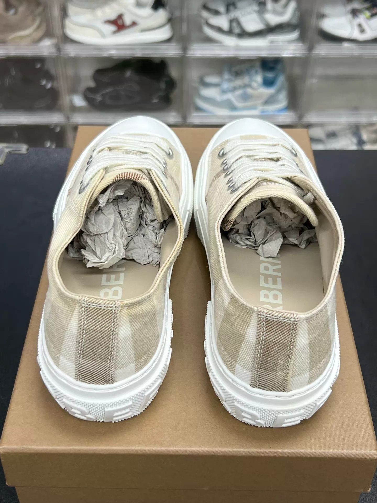 Burberry BURBERRY Low-Top Sneakers White & Brown 38 Size US 7.5 / IT 37.5 - 7 Thumbnail