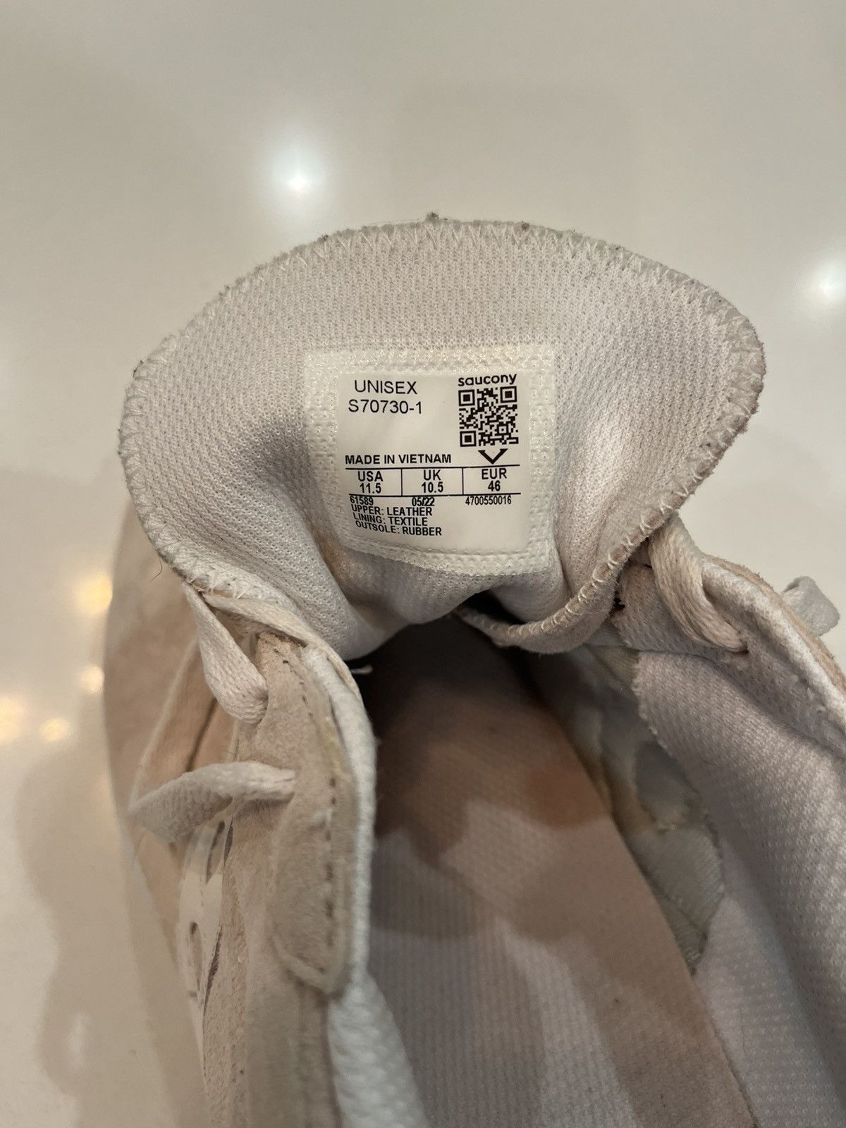 Saucony Saucony shadow 5000 “sueded off white” Size US 11.5 / EU 44-45 - 6 Thumbnail