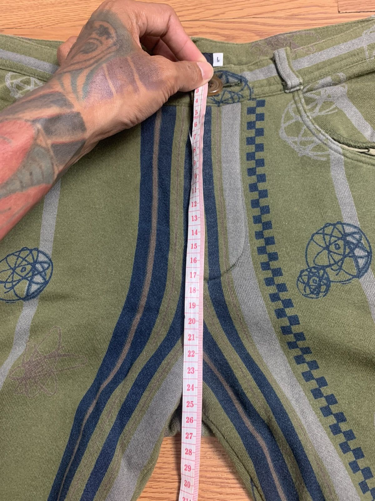 Undercover Undercover AW01 D.A.V.F Futura Design Pants Size US 32 / EU 48 - 13 Thumbnail