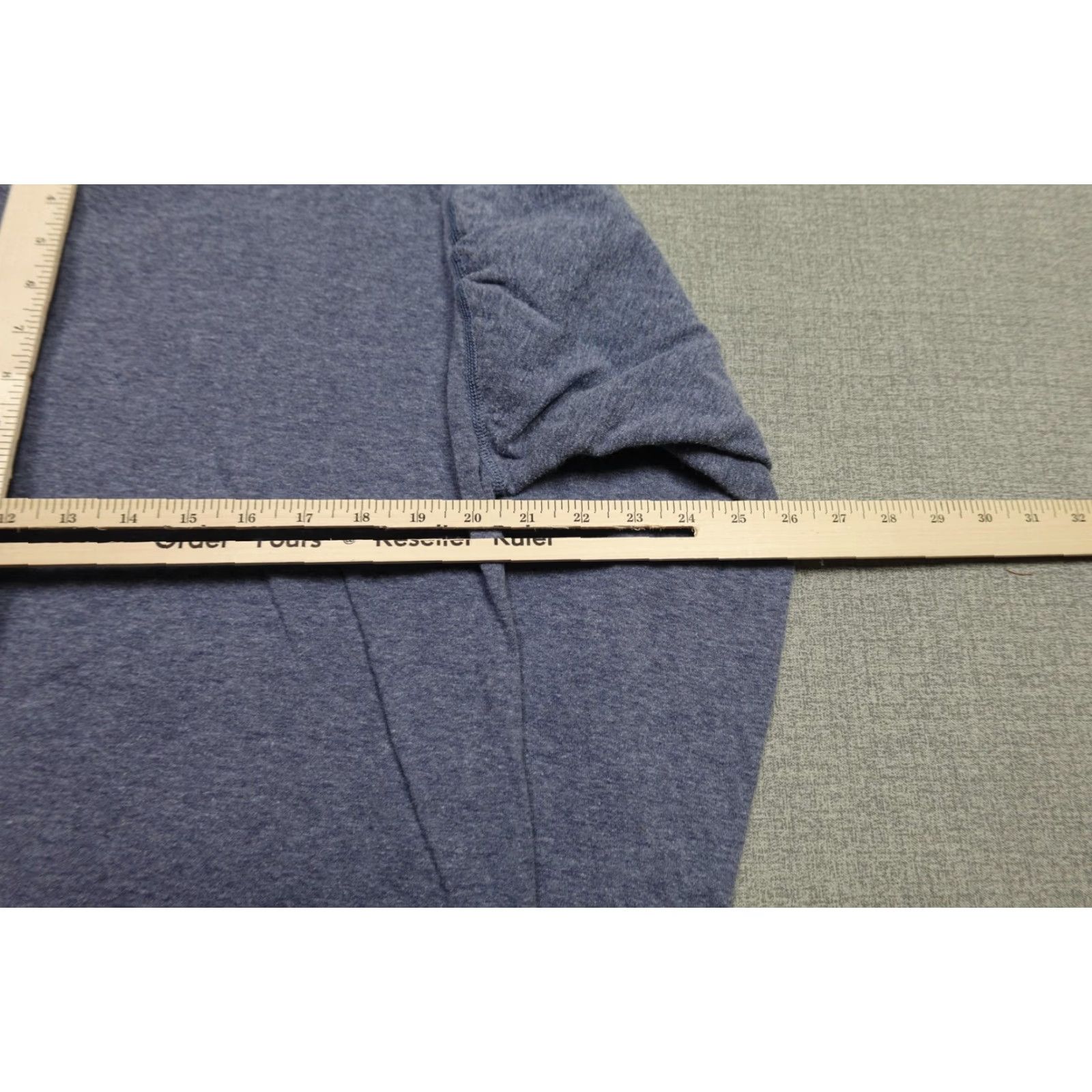Vintage L.L. Bean Henley Shirt Mens L Blue Wool Blend Long Sleeve Traditional Fit Size US L / EU 52-54 / 3 - 6 Thumbnail