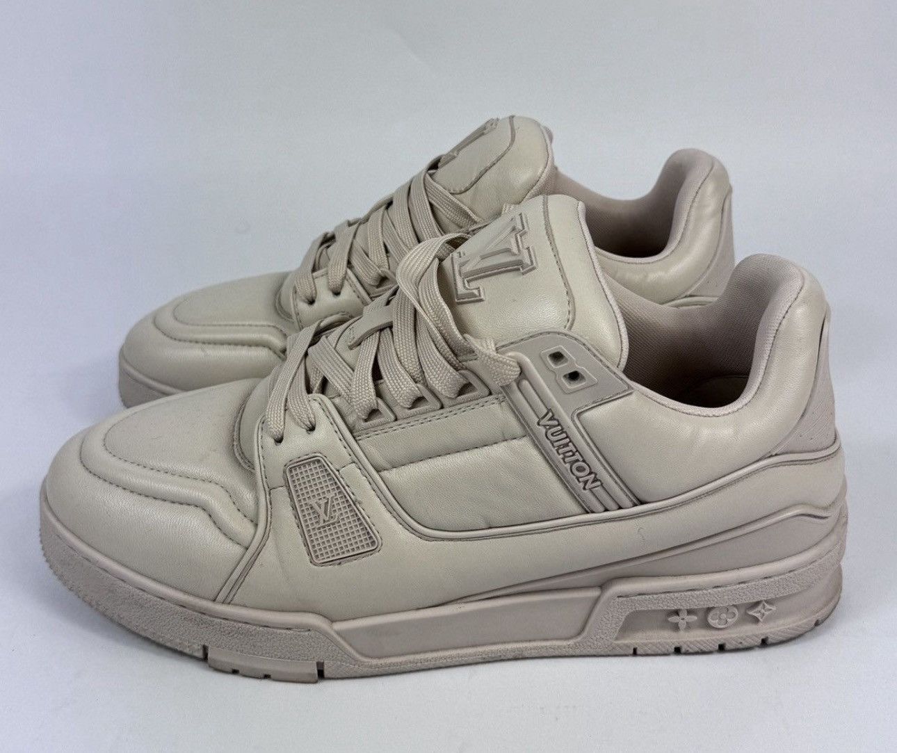 Louis Vuitton LV LOW TOP SOFT LEATHER SNEAKERS Size US 8 / EU 41 - 4 Thumbnail