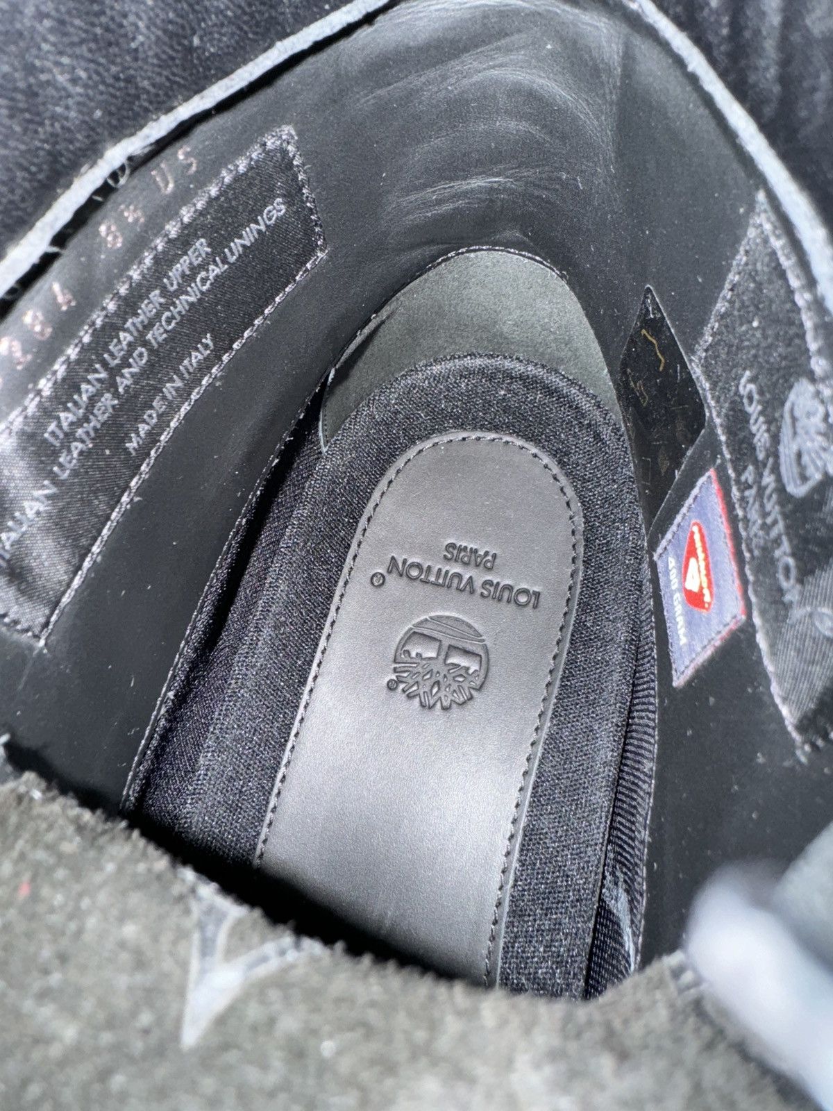Louis Vuitton × Pharrell × Timberland Louis Vuitton Timberland 6” Ranger Boot Noir(Black) Size US 8.5 / EU 41-42 - 5 Thumbnail