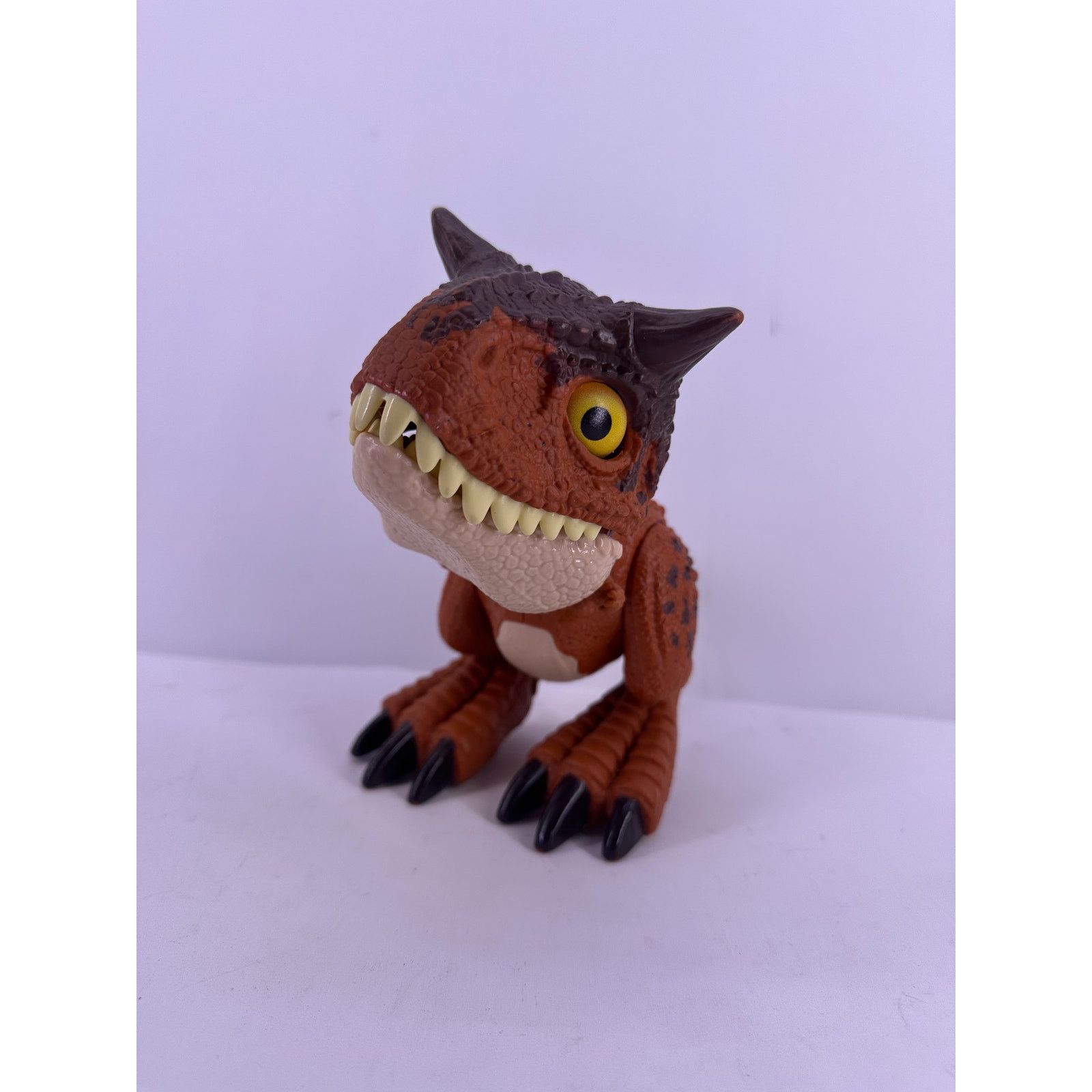 & Other Stories Jurassic World Wild Chompin Carnotaurus Baby Toro Dino Size ONE SIZE - 7 Thumbnail