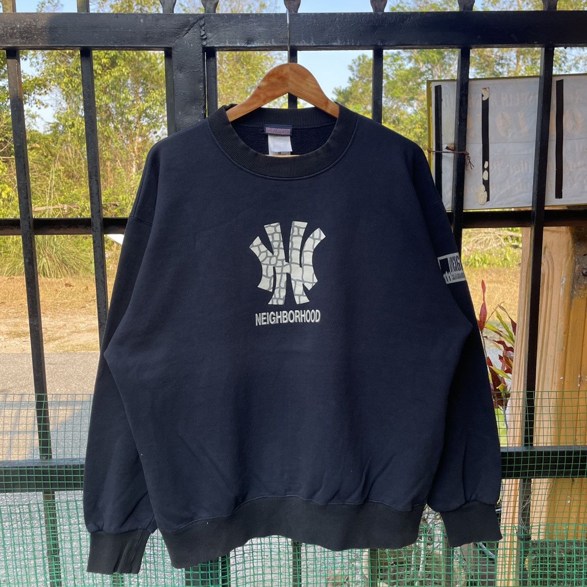 Neighborhood 🔥Vintage 90s Neighborhood OG Logo Boxy Distress Sweatshirts Size US L / EU 52-54 / 3 - 5 Thumbnail