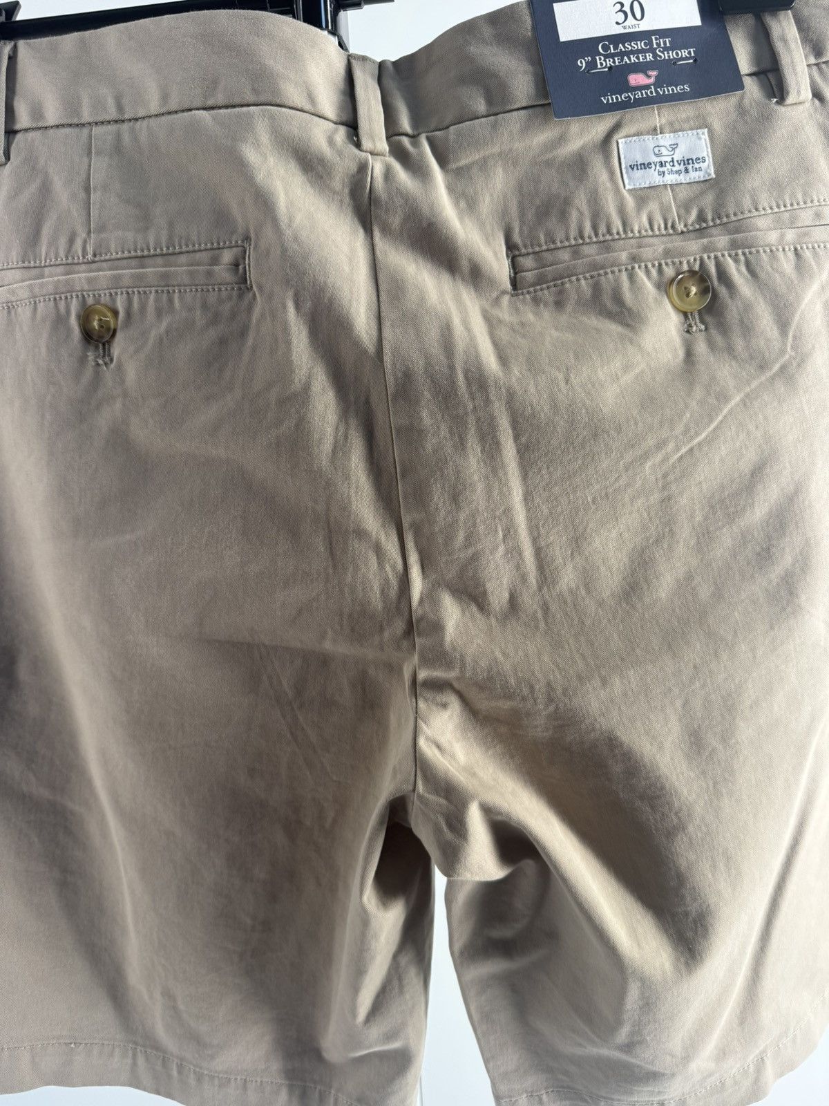 Vineyard Vines Vineyard Vines Khaki 9” Breaker Shorts Men’s Size 30 Size US 30 / EU 46 - 7 Thumbnail
