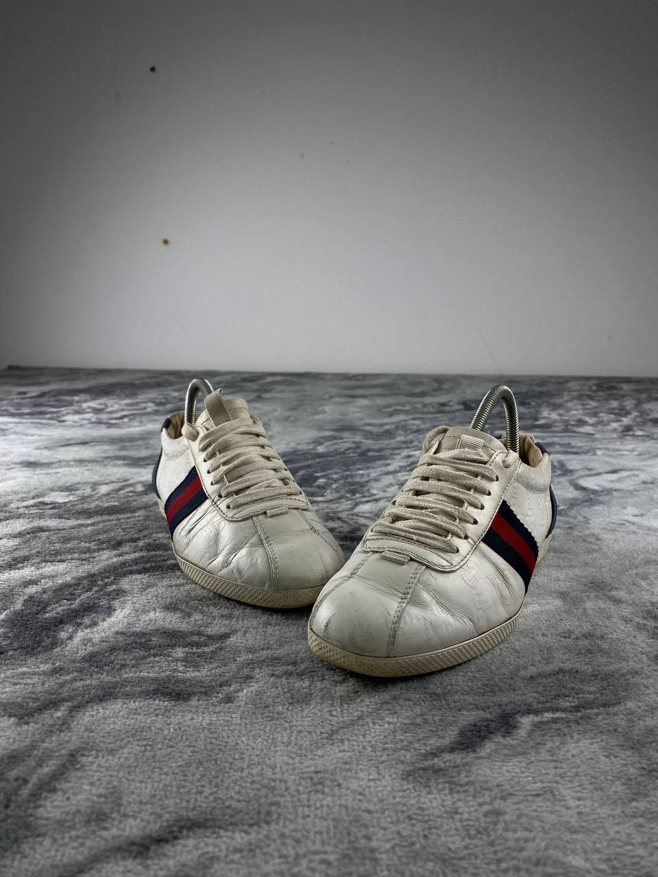 Gucci Gucci Ace Leather GG Sneaker Women Size 35 White Size US 5 / IT 35 - 8 Thumbnail