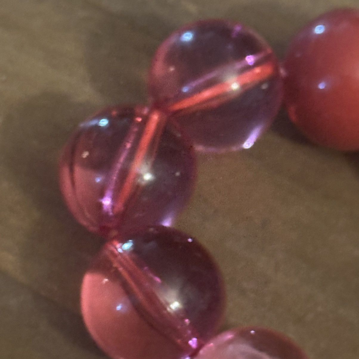 Vintage Vintage chunky ombré lucite bead necklace Size ONE SIZE - 5 Thumbnail
