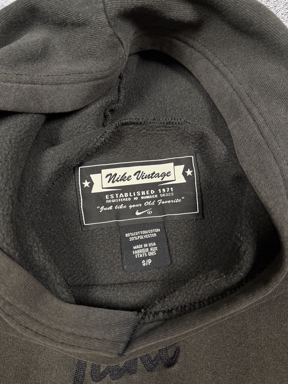 Nike × Vintage Vintage Nike Athletics Established 1971 Crewneck Size S / US 4 / IT 40 - 6 Thumbnail