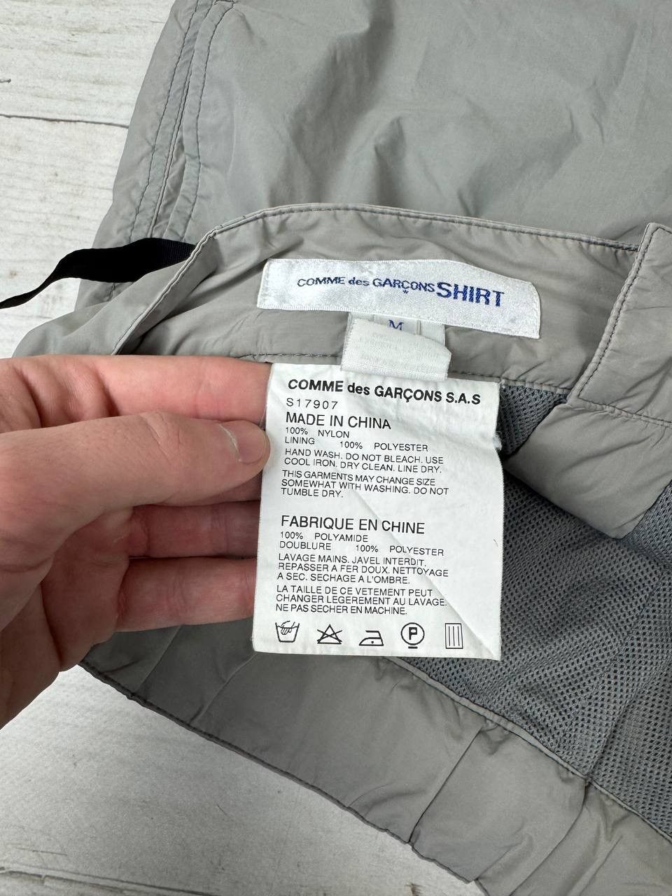 Comme des Garcons SHIRT COMME Des GARCONS Shirt CDG Nylon Shorts Y2K Size US 32 / EU 48 - 8 Thumbnail
