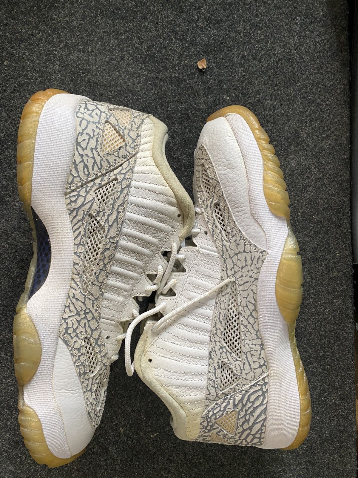 Jordan Brand Air jordan 11 low IE cobalt 2015 Size US 10 / EU 43 - 1 Thumbnail