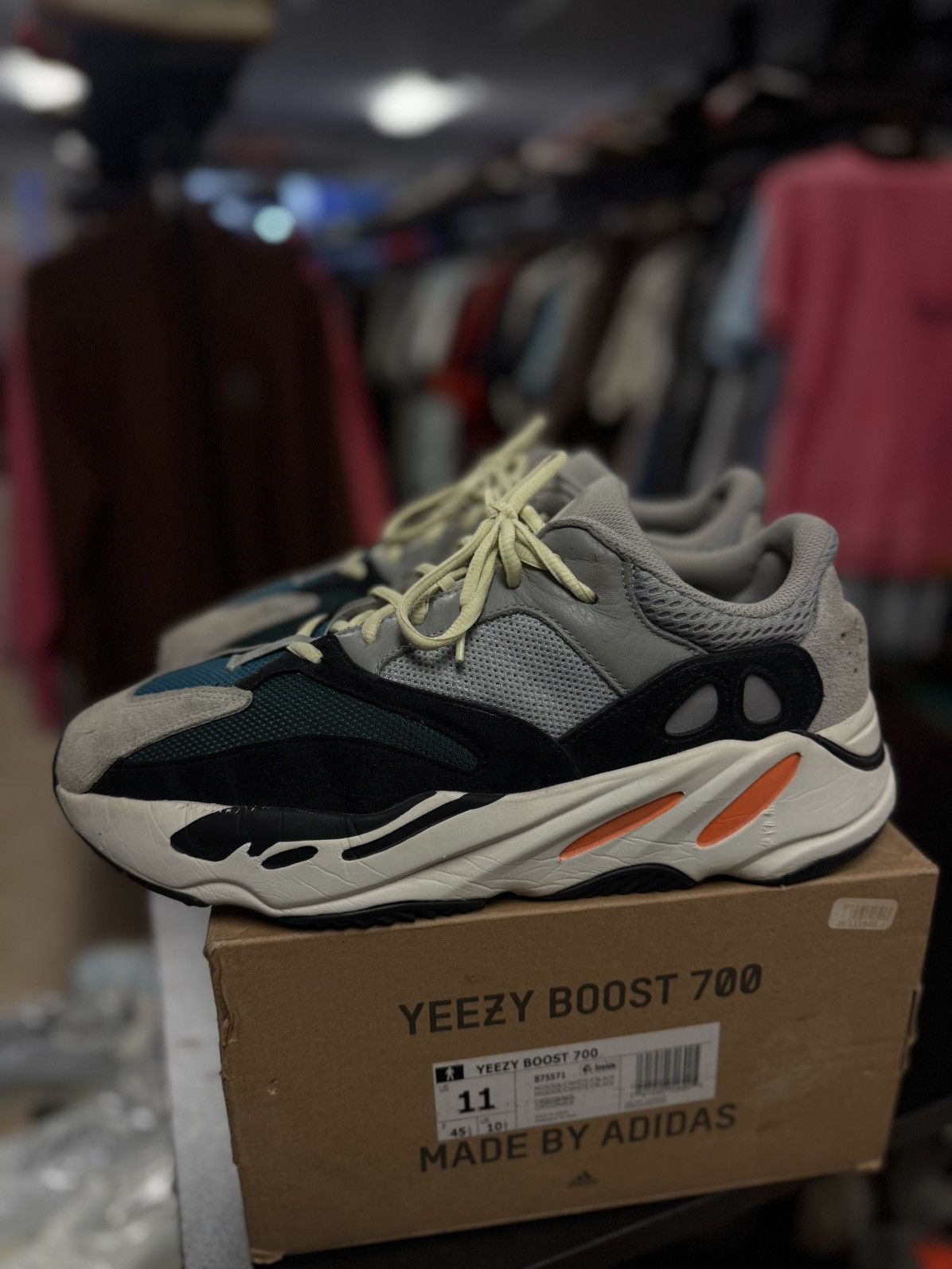 Adidas × Yeezy Yeezy 700 Wave Runner Size 11 Pre Owned W BOX Size US 11 / EU 44 - 15 Thumbnail