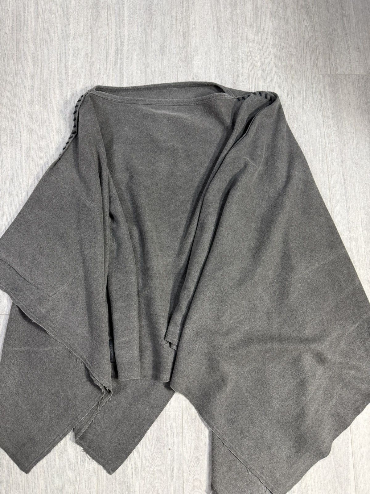 Issey Miyake Issey Miyake Asymmetric Wool Knit Poncho Sweater Avant-Garde Size ONE SIZE - 5 Thumbnail