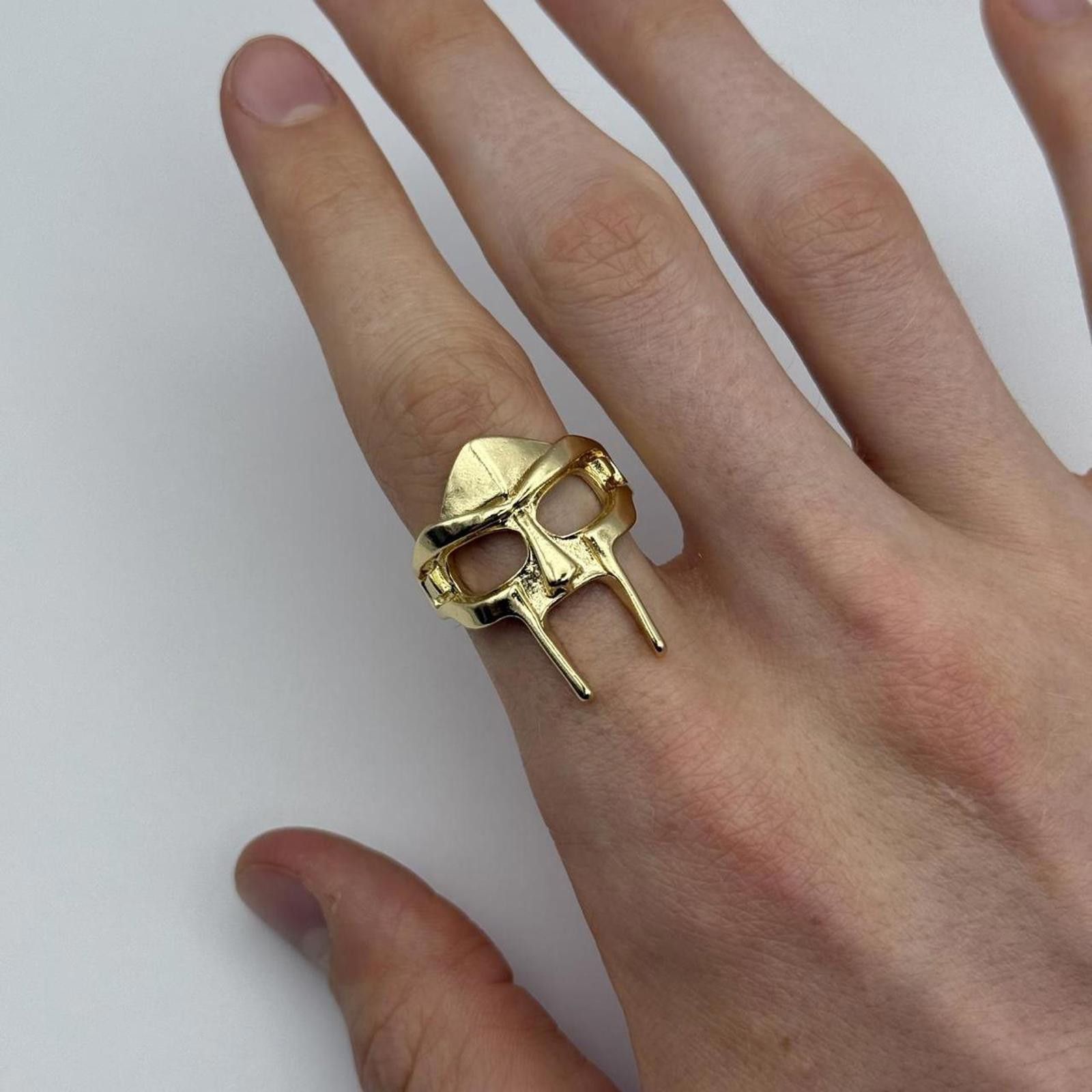 Other y2k 2000s style mf doom gold ring Size ONE SIZE - 2 Thumbnail