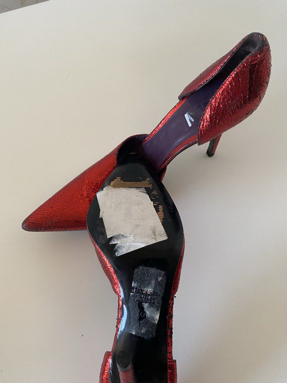 Max Mara Beautiful red/black shoes with scales Size US 10 / IT 40 - 1 Thumbnail