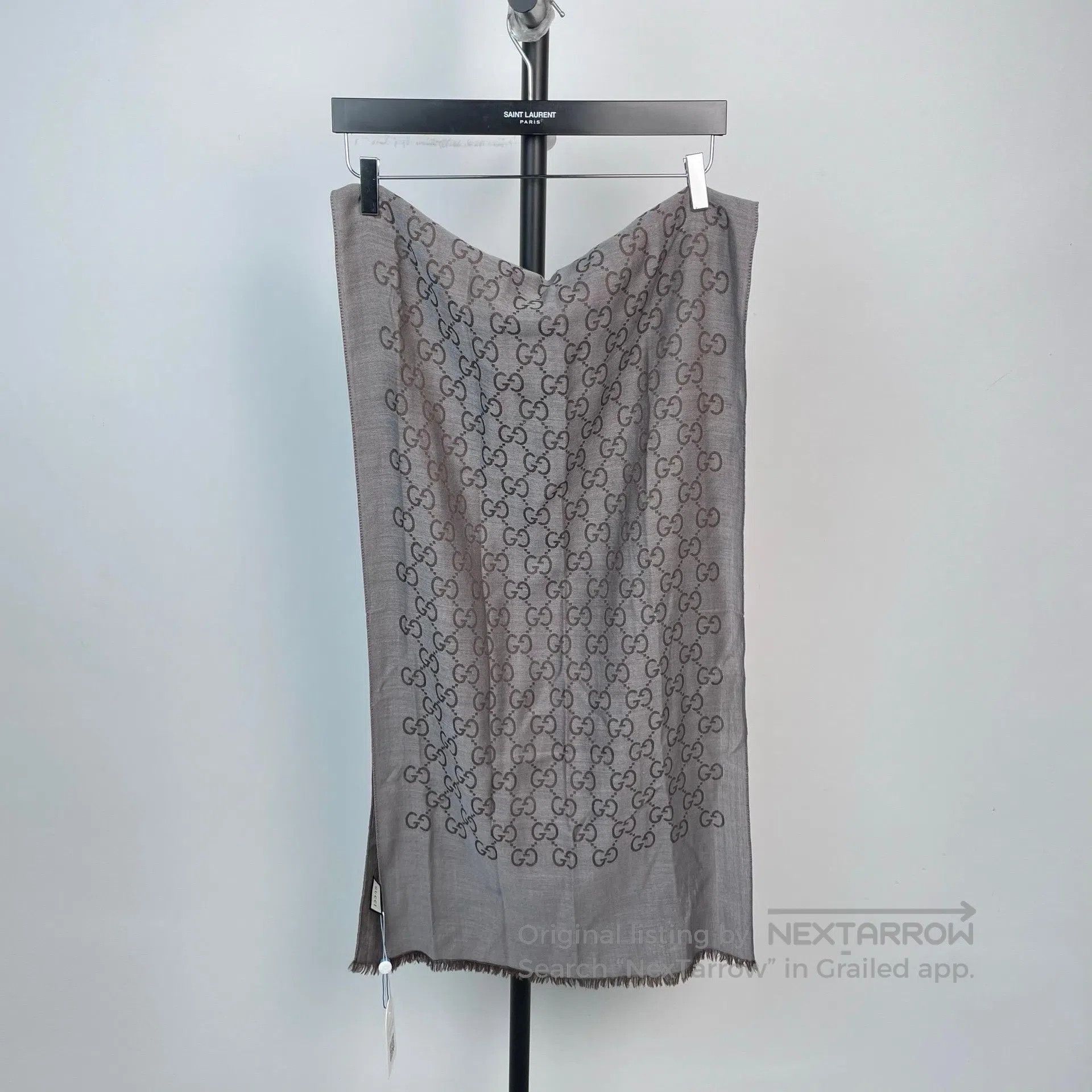 Gucci Guicci Double G Dark Gray Double-Sided Printed Fringe Cash Size ONE SIZE - 3 Thumbnail