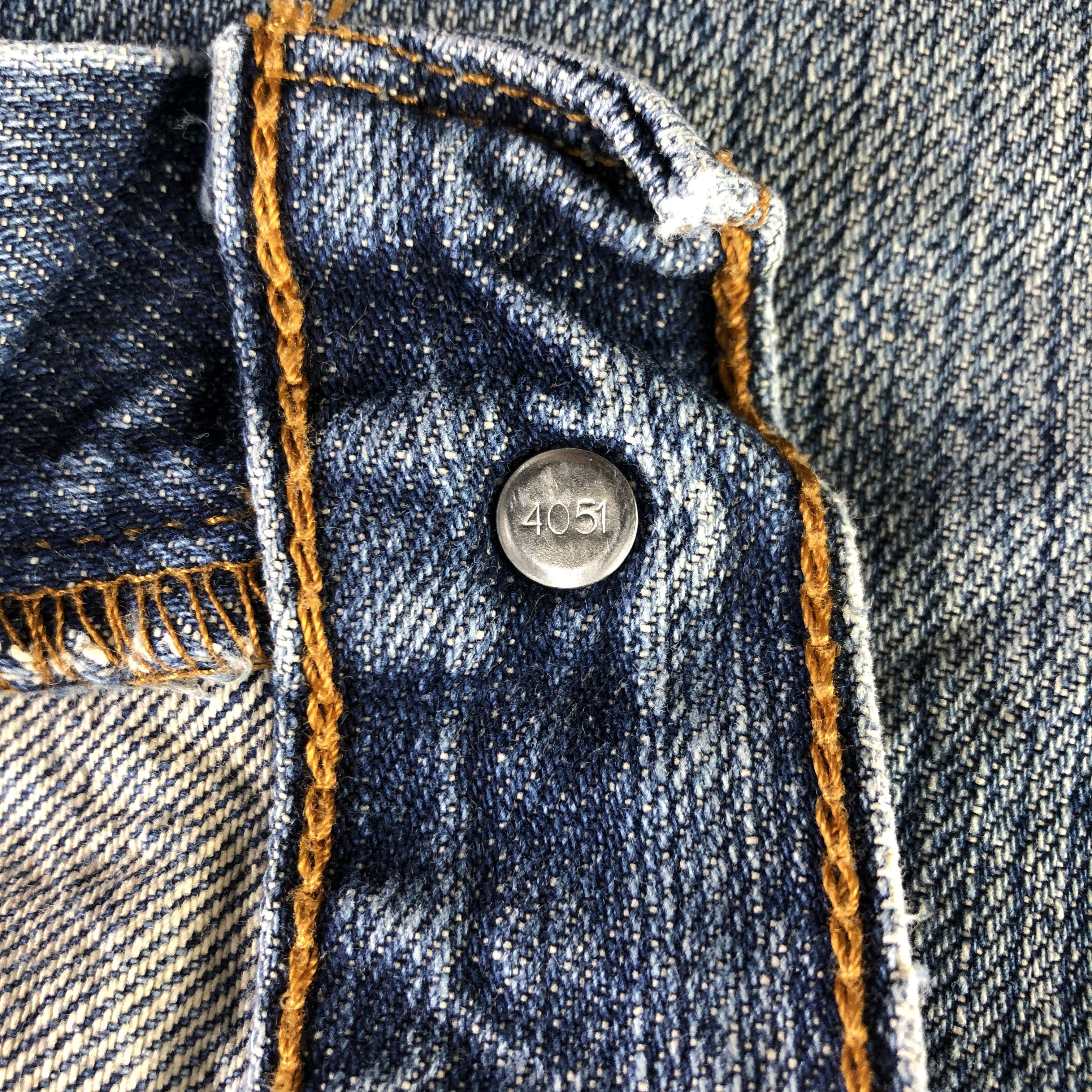 Levi's Vintage Levis 569 Jeans-J4385 Size US 35 - 9 Thumbnail