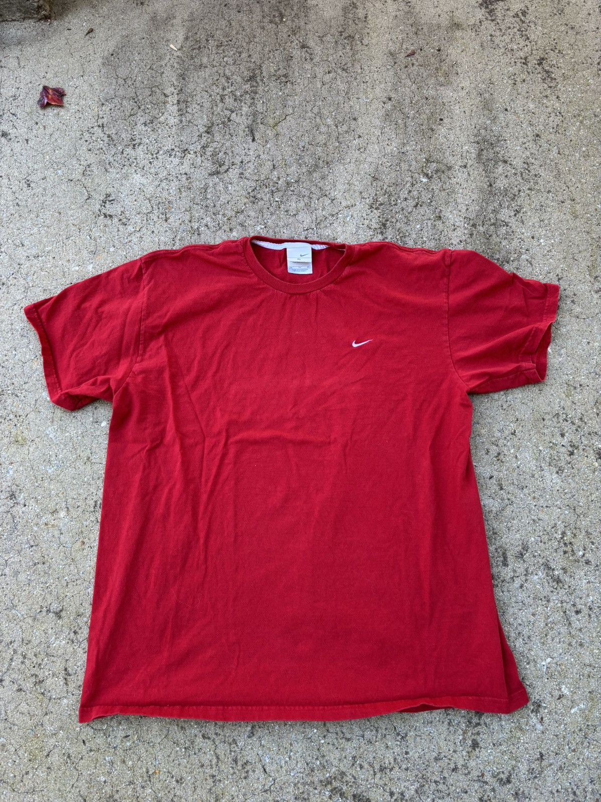 Nike Vintage Nike T Shirt Size US XL / EU 56 / 4 - 1 Thumbnail