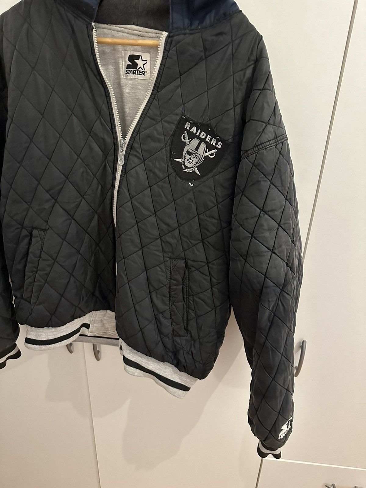 Starter Starter Jacke Los Angeles Raiders Size XL NFL Starter JACKET Size US XL / EU 56 / 4 - 6 Thumbnail