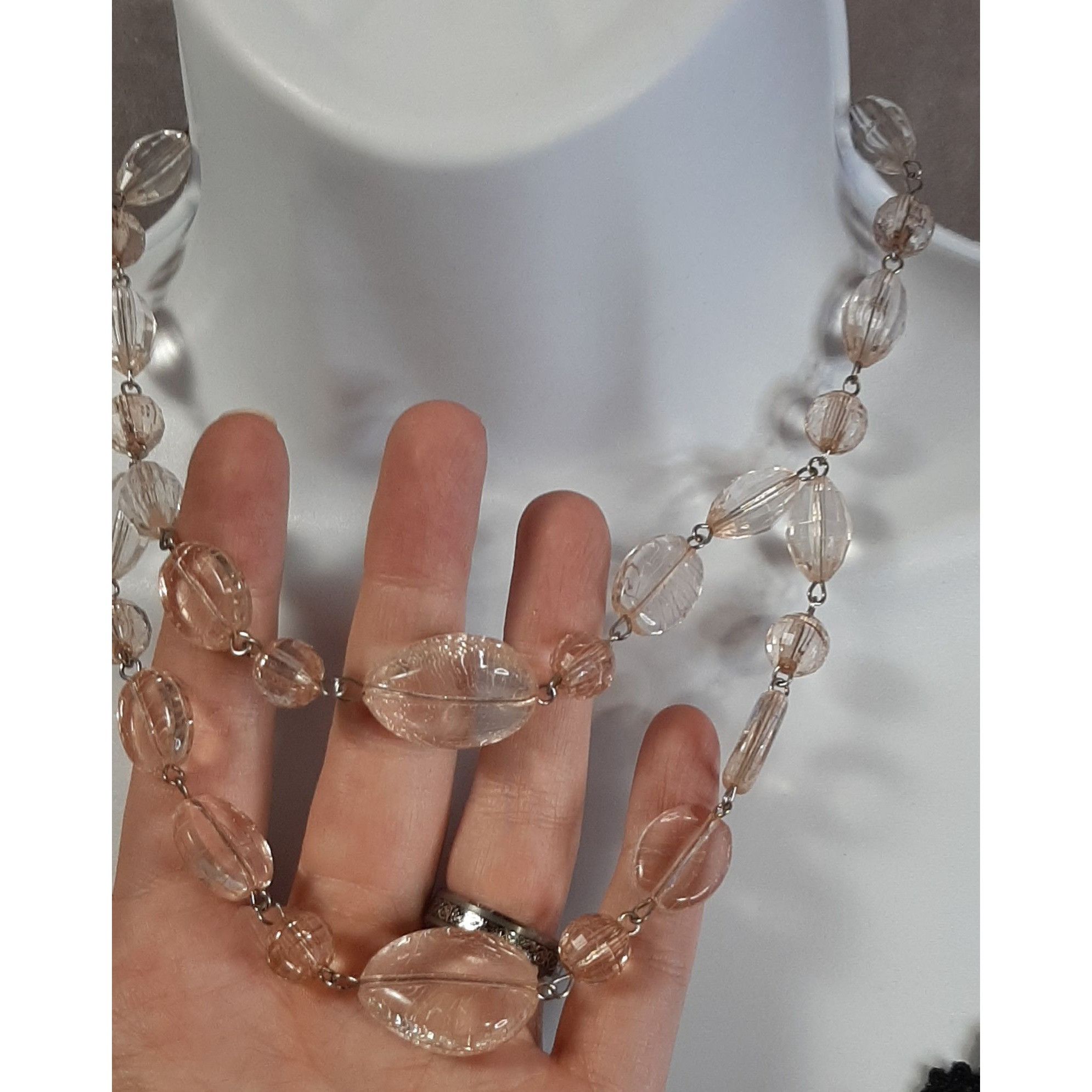 Other Clear And Light Pink Crackle Acrylic Beaded Necklace Size ONE SIZE - 3 Thumbnail