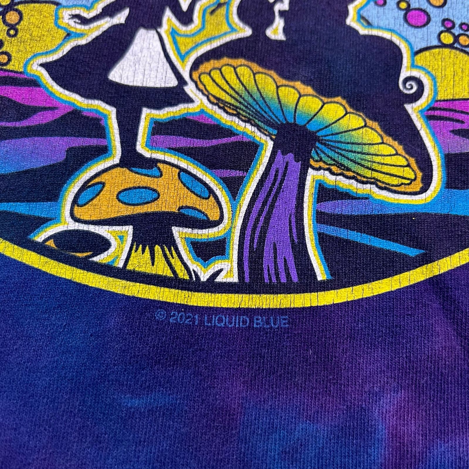 Liquid Blue Vintage Liquid Blue Sz M Tie Dye T Shirt Alice & Wonderland Size US M / EU 48-50 / 2 - 3 Thumbnail