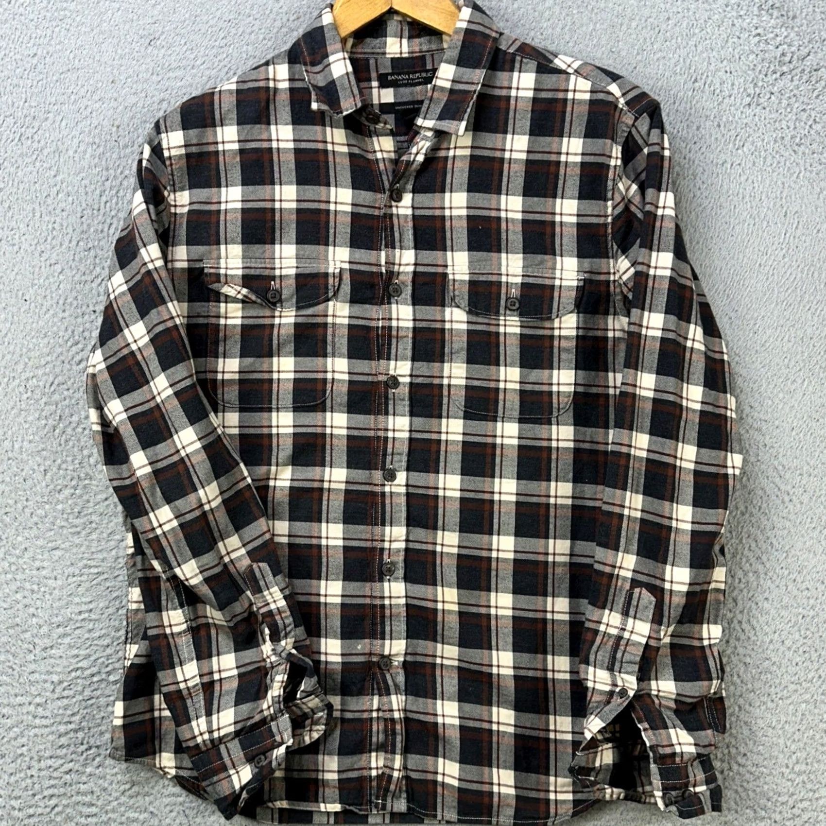Banana Republic Banana Republic Luxe Flannel Slim Fit Shirt Button Up Mens Medium Gray Pockets | 100% Cotton | Plaid | Long Sleeve | Button-Up | Preppy Size US M / EU 48-50 / 2 - 2 Thumbnail