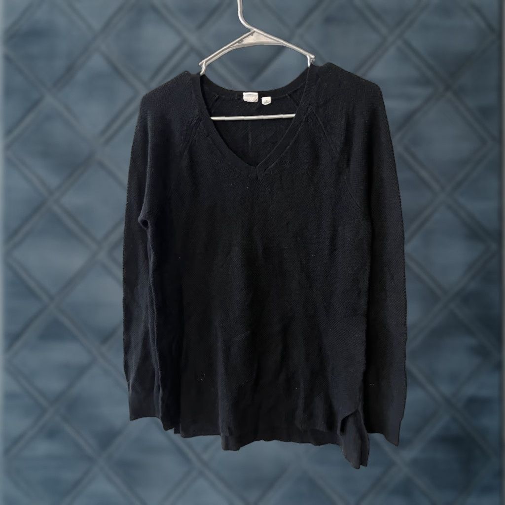 Gap Gap Women Solid V Neck Long Sleeve T-Shirt Size M Black Size M / US 6-8 / IT 42-44 - 1 Thumbnail