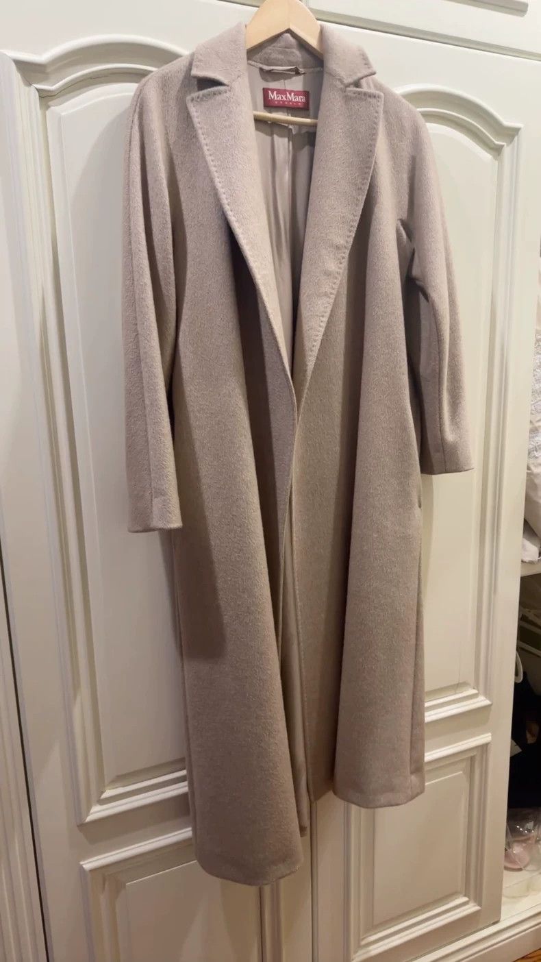 Max Mara Max Mara Long cashmere coat Size S / US 4 / IT 40 - 1 Thumbnail