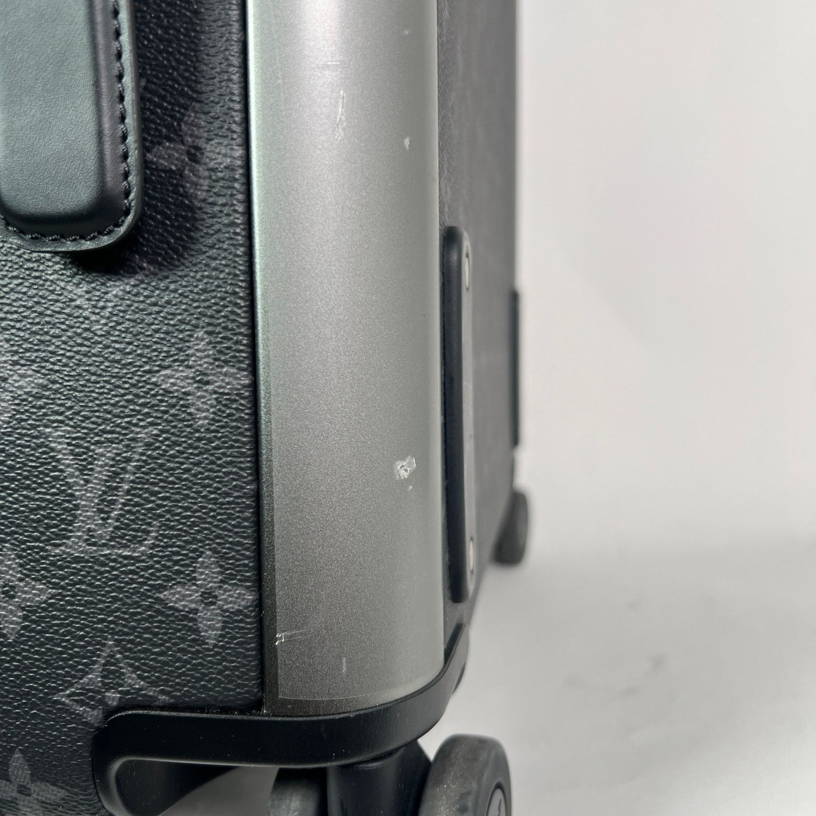 Louis Vuitton Louis Vuitton Monogram Eclipse Horizon 55 Suitcase Size ONE SIZE - 10 Thumbnail