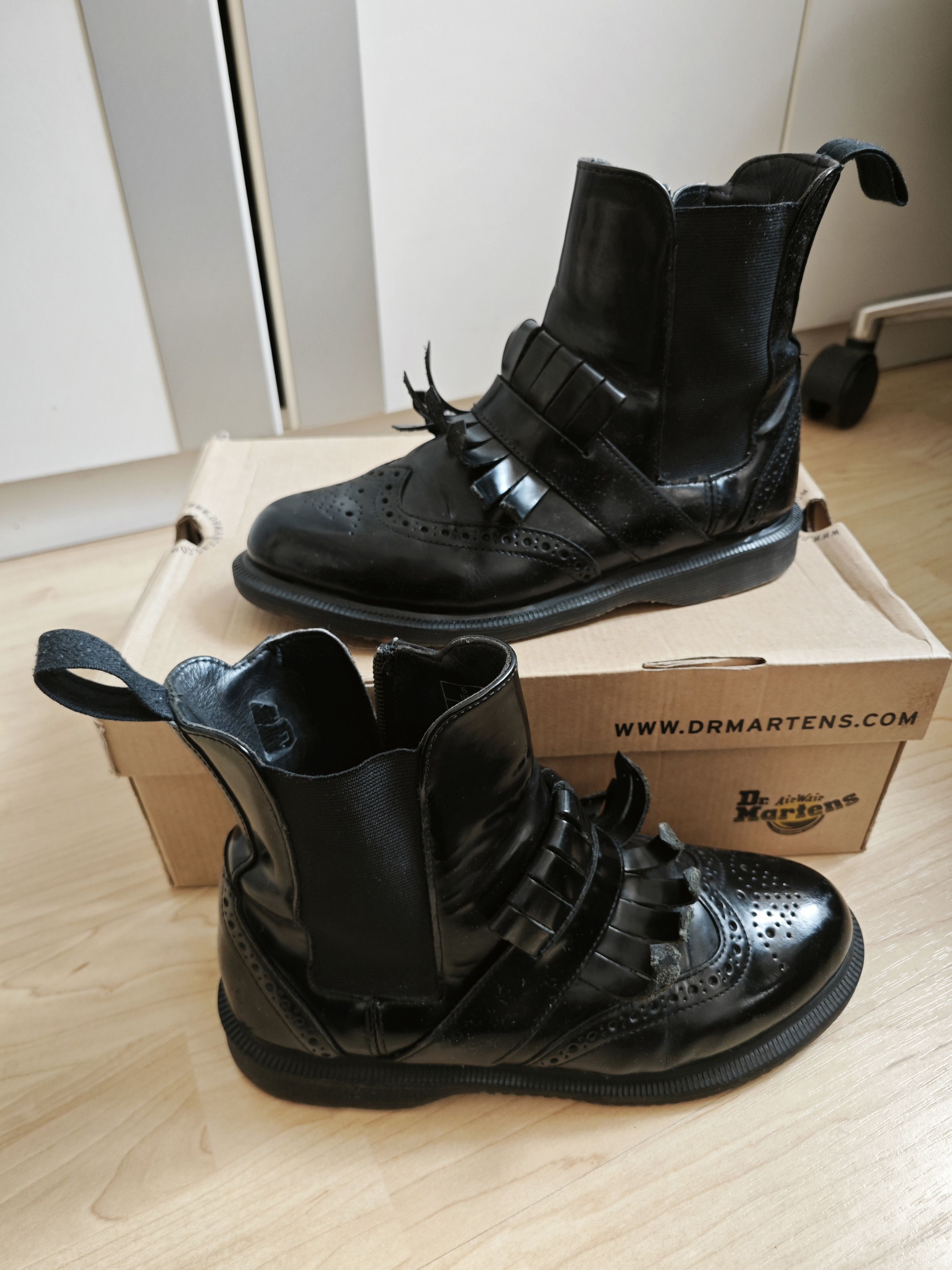 Dr. Martens Dr. Martens Tina Brogue Boots – Gr. 38 Size US 8 / IT 38 - 3 Thumbnail