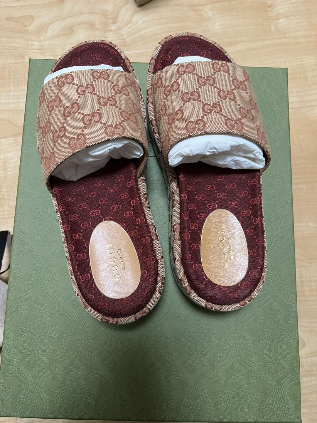 Gucci GUCCI Canvas GG Monogram Angelina Platform Slide Sandals Size US 7 / IT 37 - 5 Thumbnail