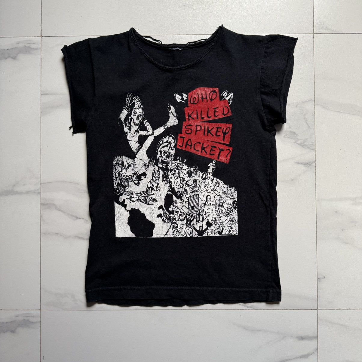 Band Tees Who Killed Spikey Jacket? Distressed T-Shirt Size S / US 4 / IT 40 - 2 Thumbnail