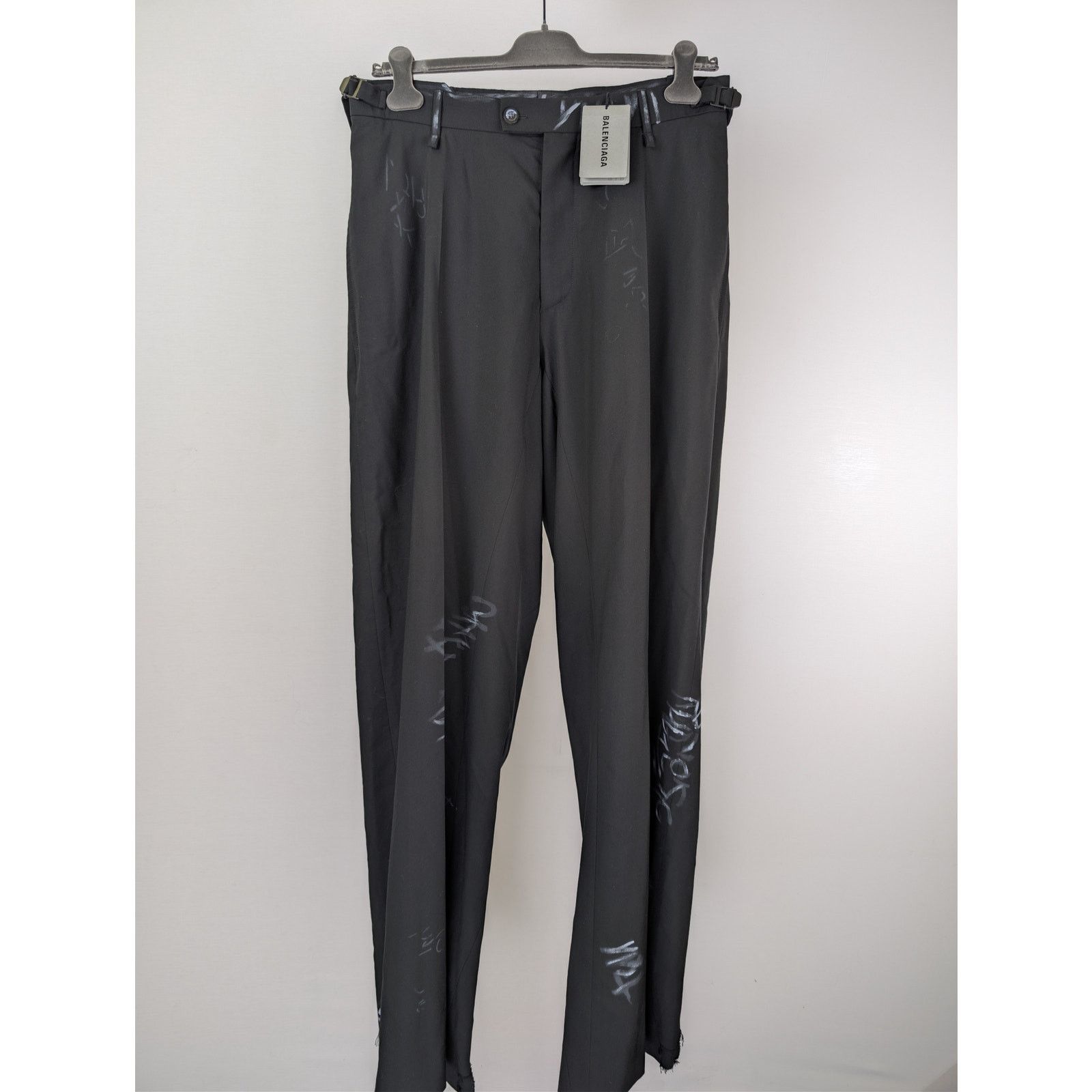 Balenciaga o1rshd1 Fluid Wool Barathea Skater Tailored Pants in Black Size US 30 / EU 46 - 1 Thumbnail