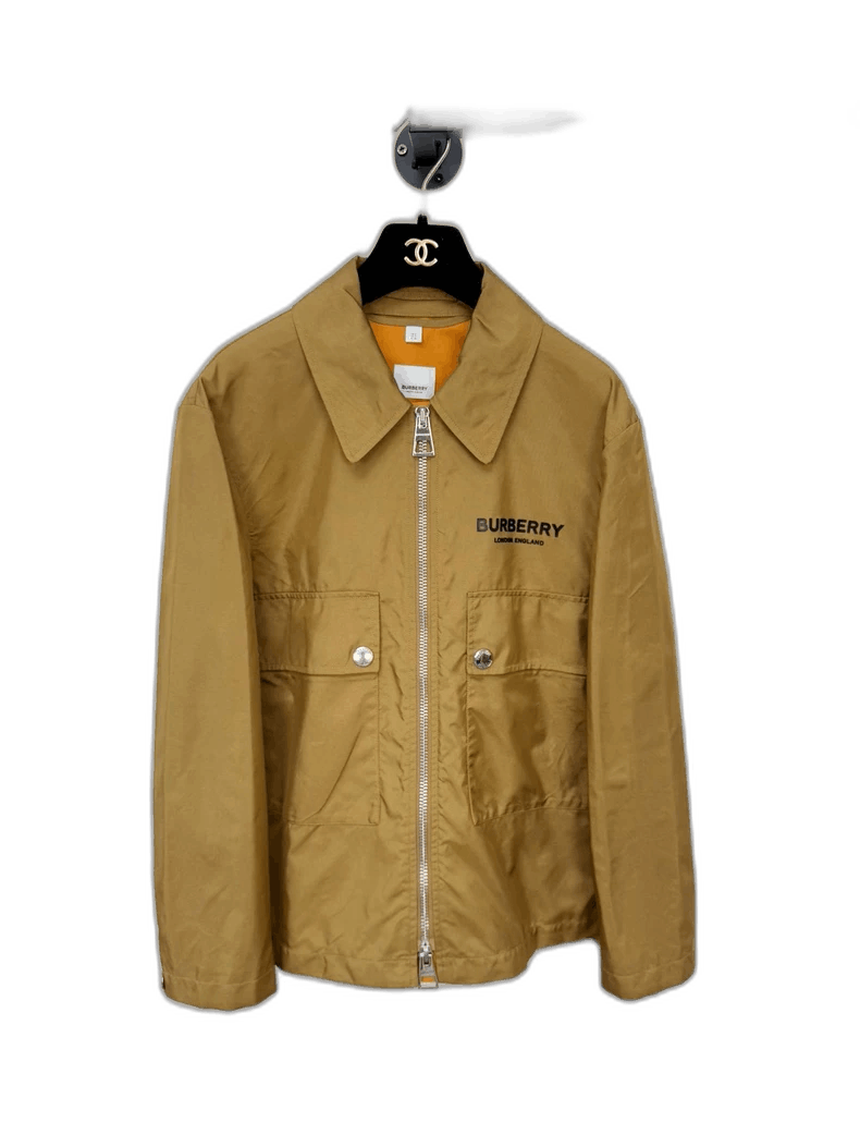 Burberry Burberry Jacket in Excellent Condition, Size UK6 Size S / US 4 / IT 40 - 1 Thumbnail
