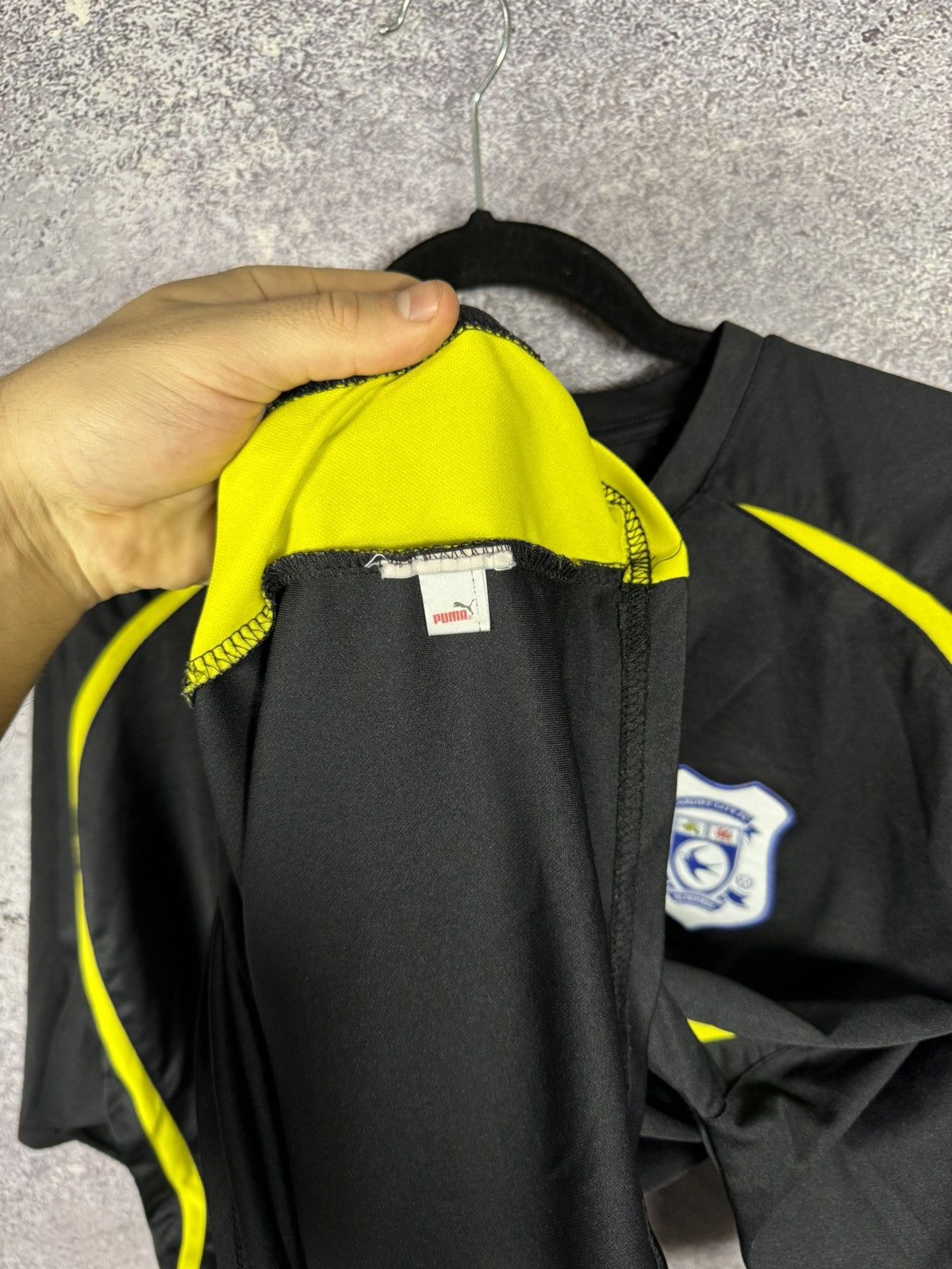 Puma Vintage Cardiff City 2010/11 Away Puma Soccer Jersey 2XL sz Size US XXL / EU 58 / 5 - 11 Thumbnail