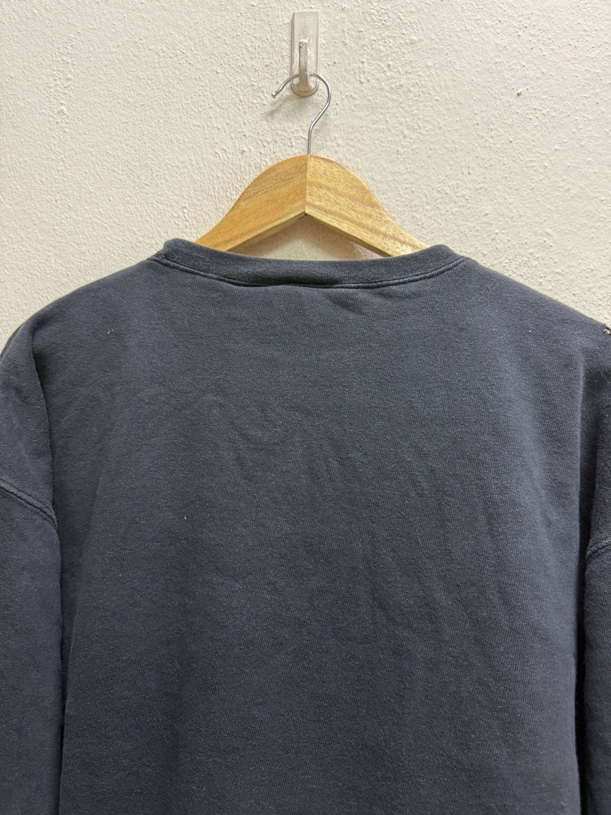 Armani Exchange Armani Exchange Biglogo Cropped Sweatshirt Size L / US 10 / IT 46 - 17 Thumbnail