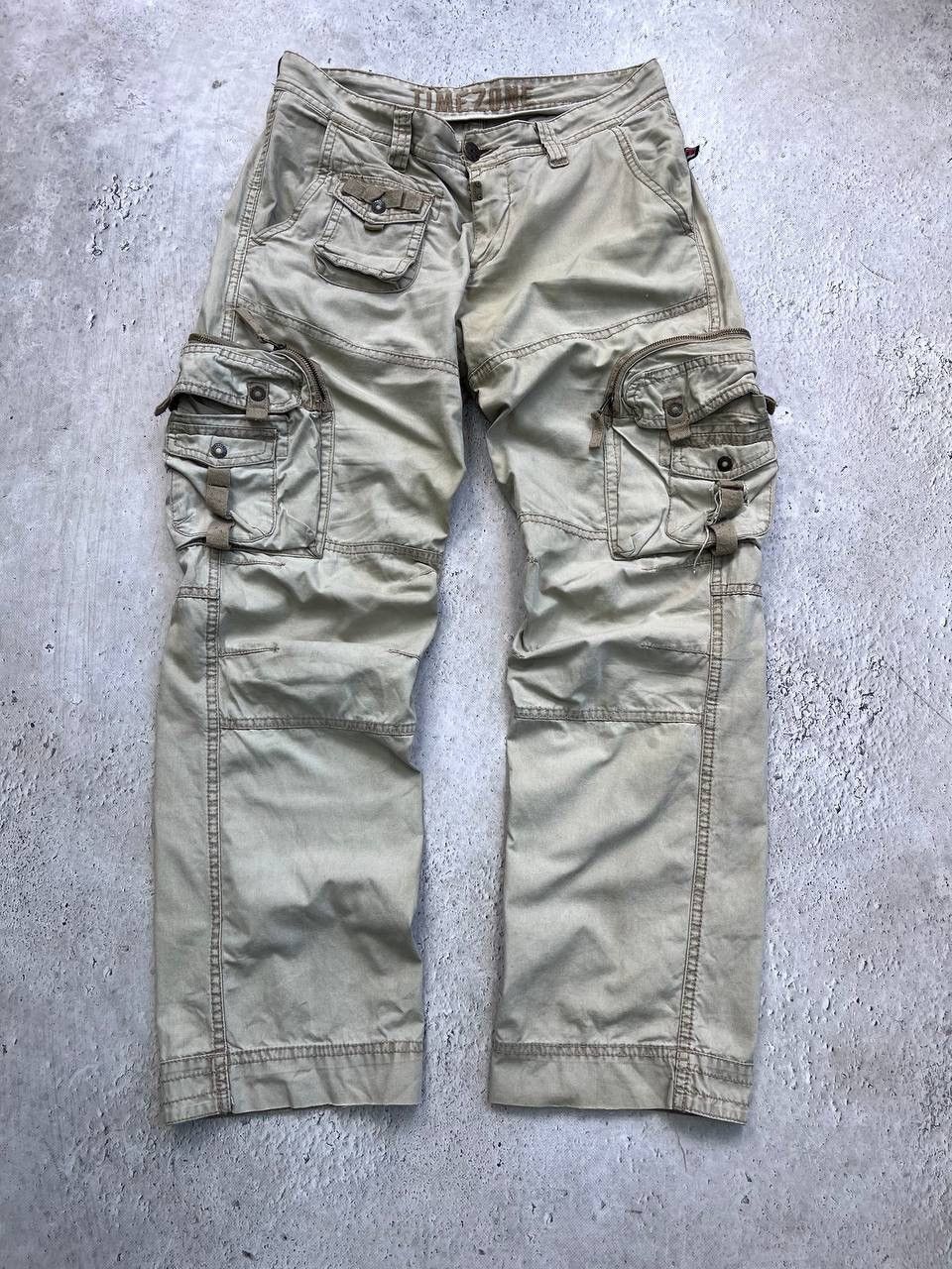 Issey Miyake × Japanese Brand × Tete Homme 2000s Tete Home Multipocket Bondage Cargo Pants Size US 33 - 2 Thumbnail