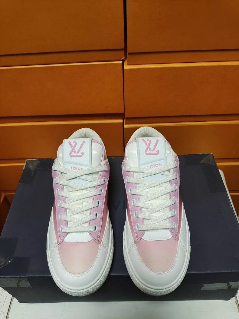 Louis Vuitton Louis Vuitton Louis Vuitton Low Top LaceUp Women's Shoes-2 Size US 5 / IT 35 - 3 Thumbnail