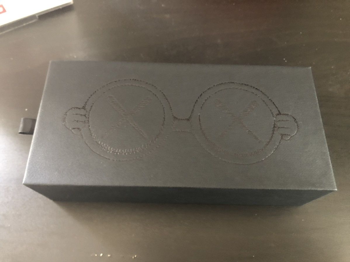 Kaws Kaws x SD Kid Sunglasses Black Size ONE SIZE - 7 Thumbnail