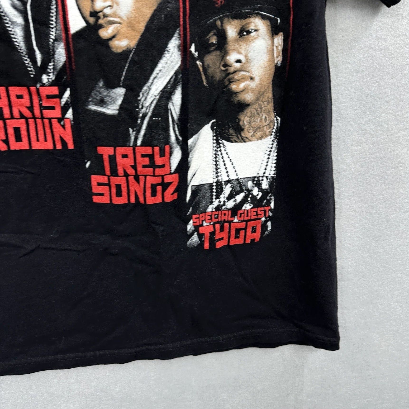 Vintage Between The Sheets Tour Shirt Mens Small Black Chris Brown Trey Songz Tyga Concert Merchandise Shirt Mens Size US S / EU 44-46 / 1 - 4 Thumbnail
